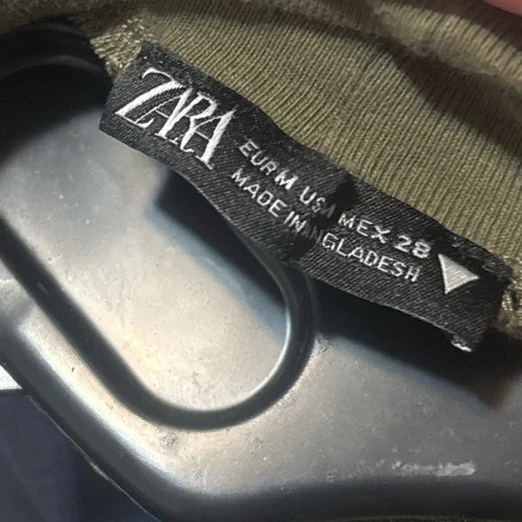 Zara Olive Long Sleeve Ruched Top - Picture 3 of 3